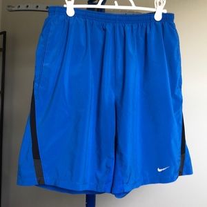 Nike Running Dri Fit Shorts - Large